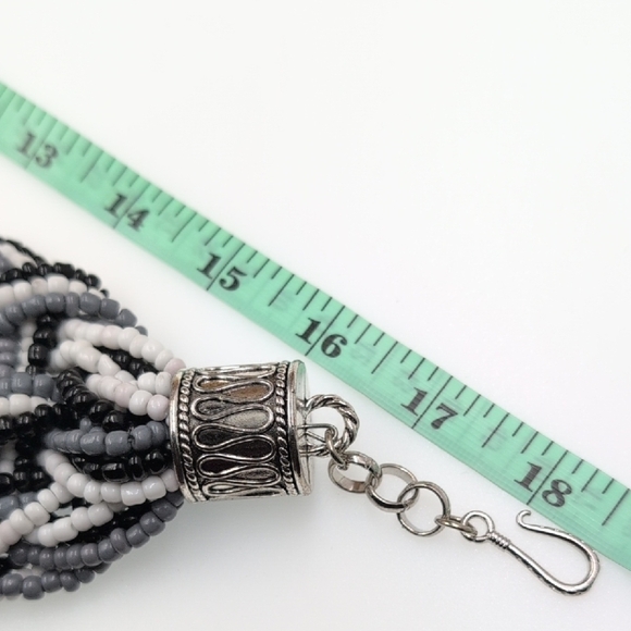 Stunning Sassy Jones Monochrome Beaded Statement Necklace - Excellent Condition! - Picture 7 of 8